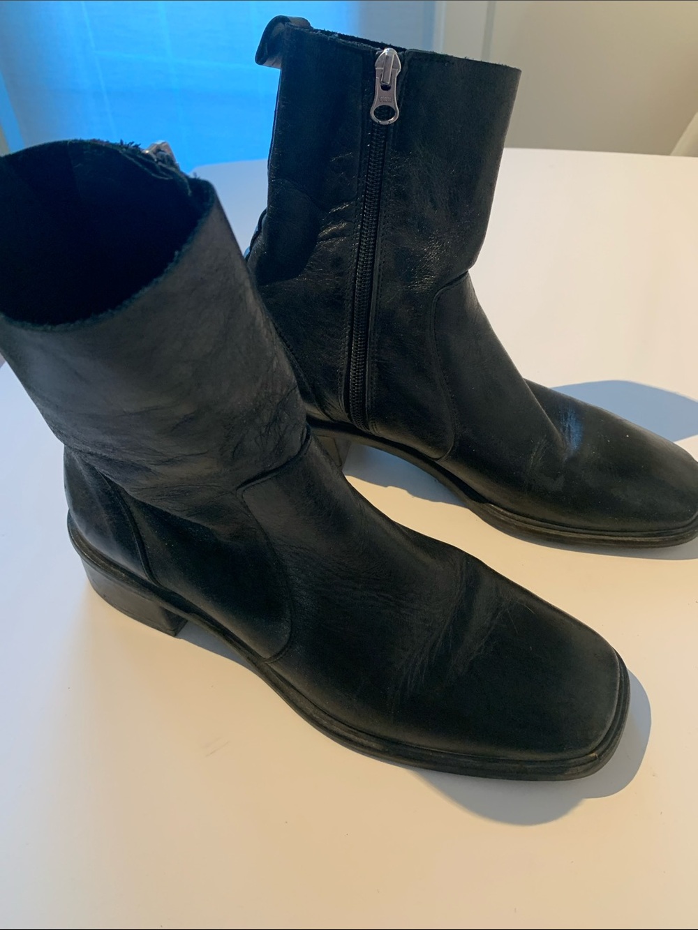L'INTERVALLE Black Leather Zip Ankle Boots - square toe